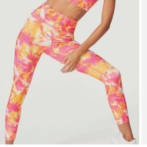 🌷✅WildFox Sweat Island Sunrise Tie Dye Tights in Fuchsia and Bright Mar…